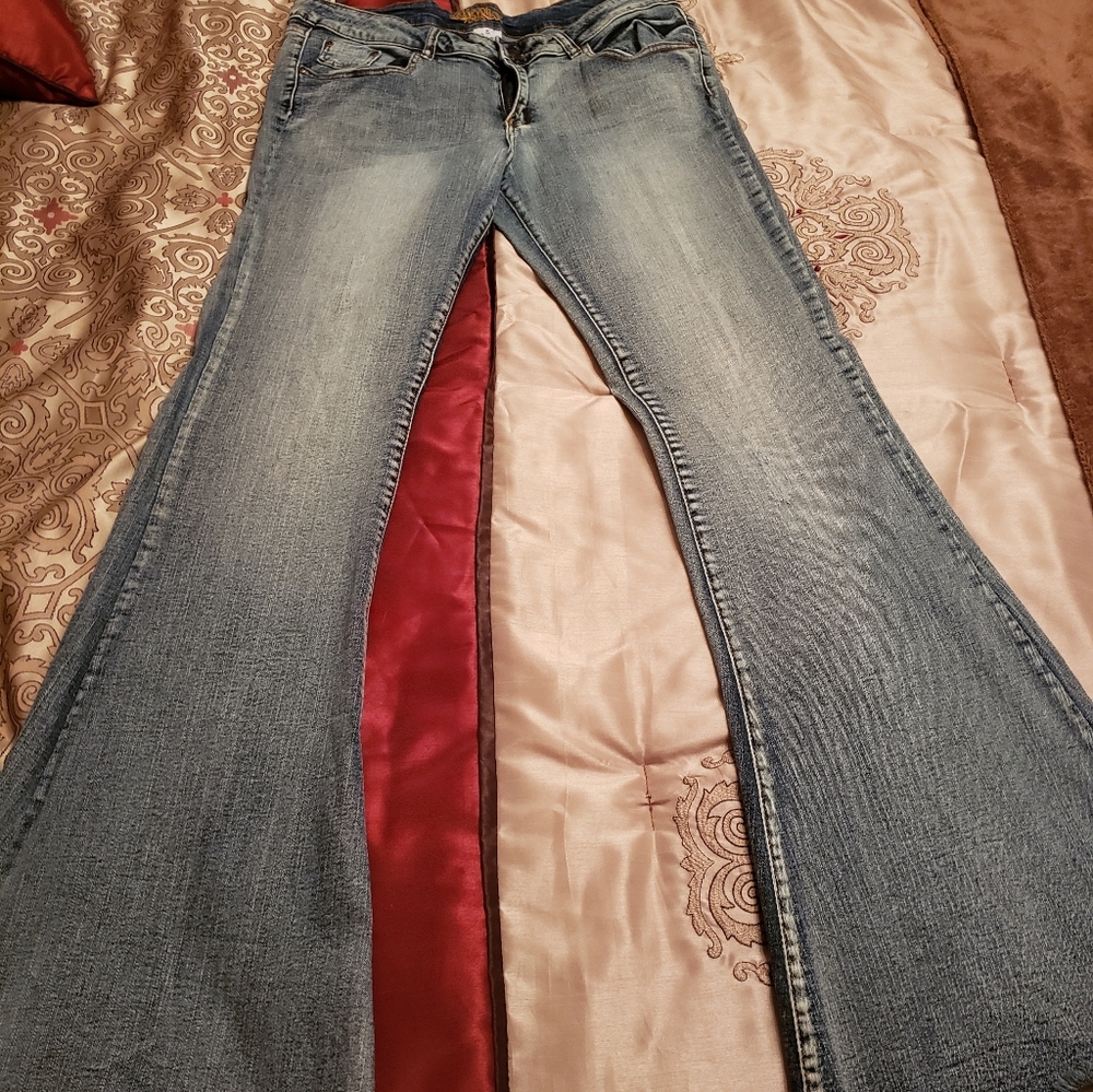 COPY - Revolt frayed hem flare/bell bottom Jean's